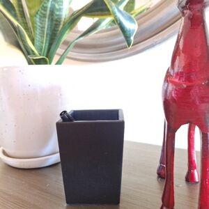 Tiffany & Co spain leather pen cup